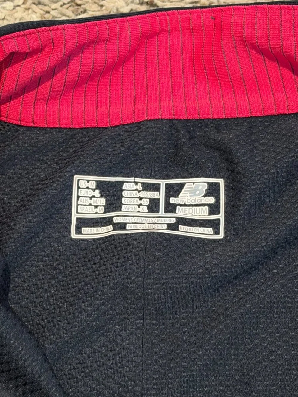 New Balance Run On! Women’s M Quarter Zip Reflective Long Sleeve Running Top - Picture 2 of 12